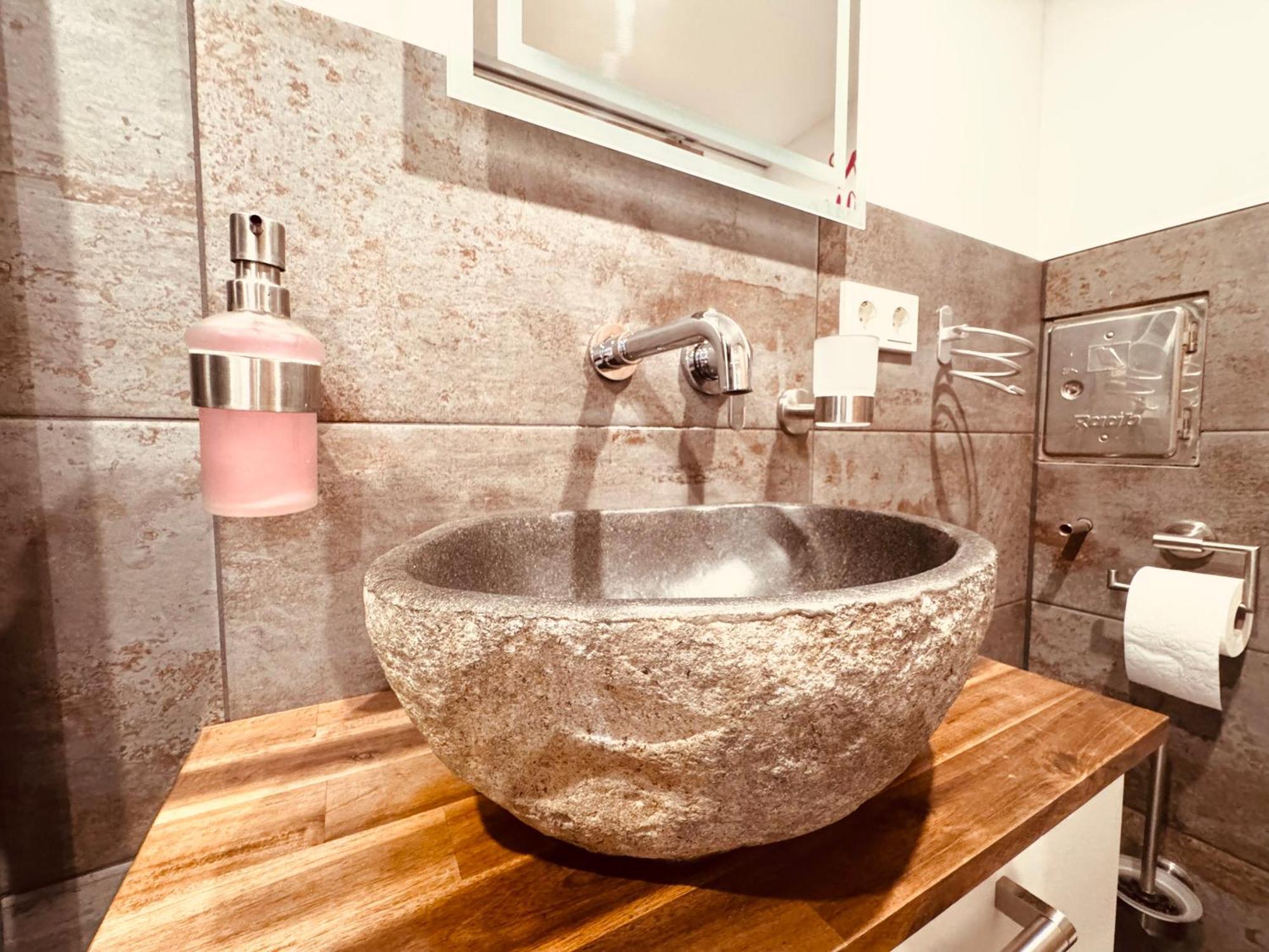 Sweet Lounge Appartement Ehringshausen ภายนอก รูปภาพ